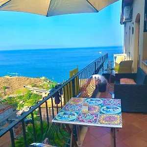 Sun Sky Sea , Taormina Italia